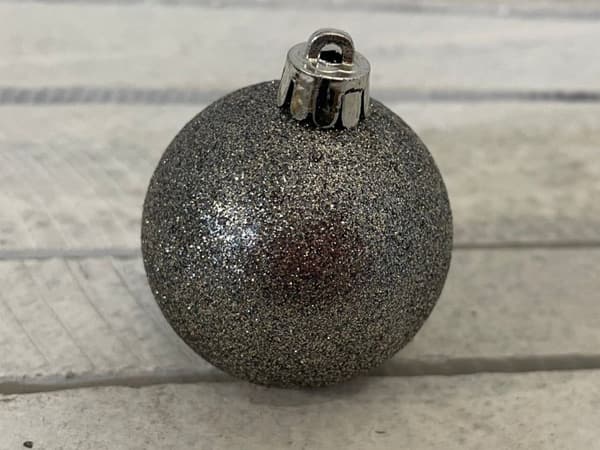Weihnachtskugel Glitzer Silber Dunkelsilber Baumschmuck NEU